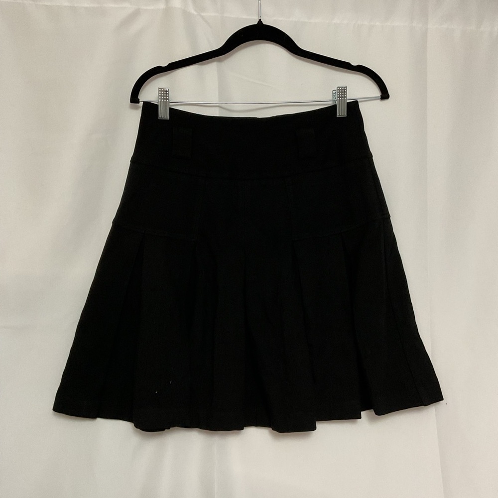 TRISTAN Black Mini Pleated A-Line Skirt. Size 8